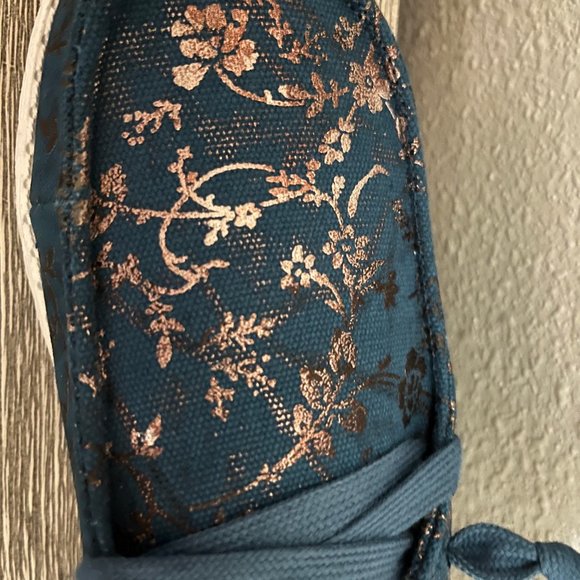 Gipsy Jazz Canvas Slip On Shoes - NWOT - Picture 5 of 6